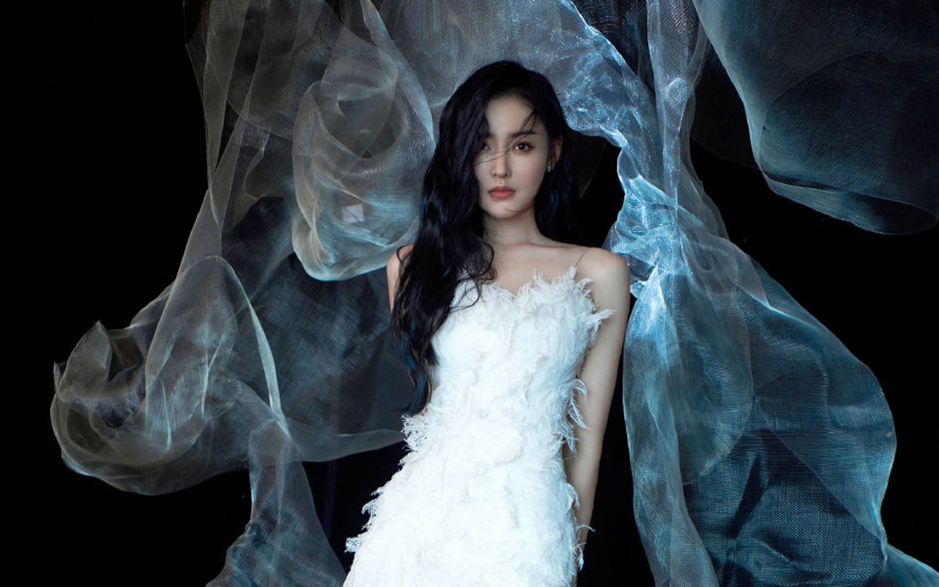 AYX GAMING-“足球场馆智能照明系统正式启用，节能环保”，足球场灯光照明方案