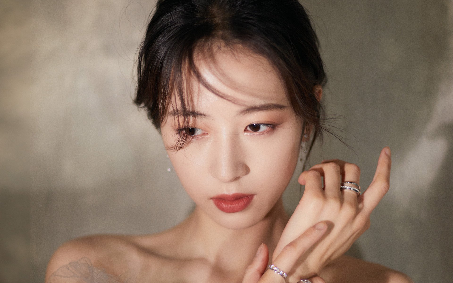 爱游戏娱乐网址-快船球员自制视频总结个人训练计划内容详实，快船球队球员